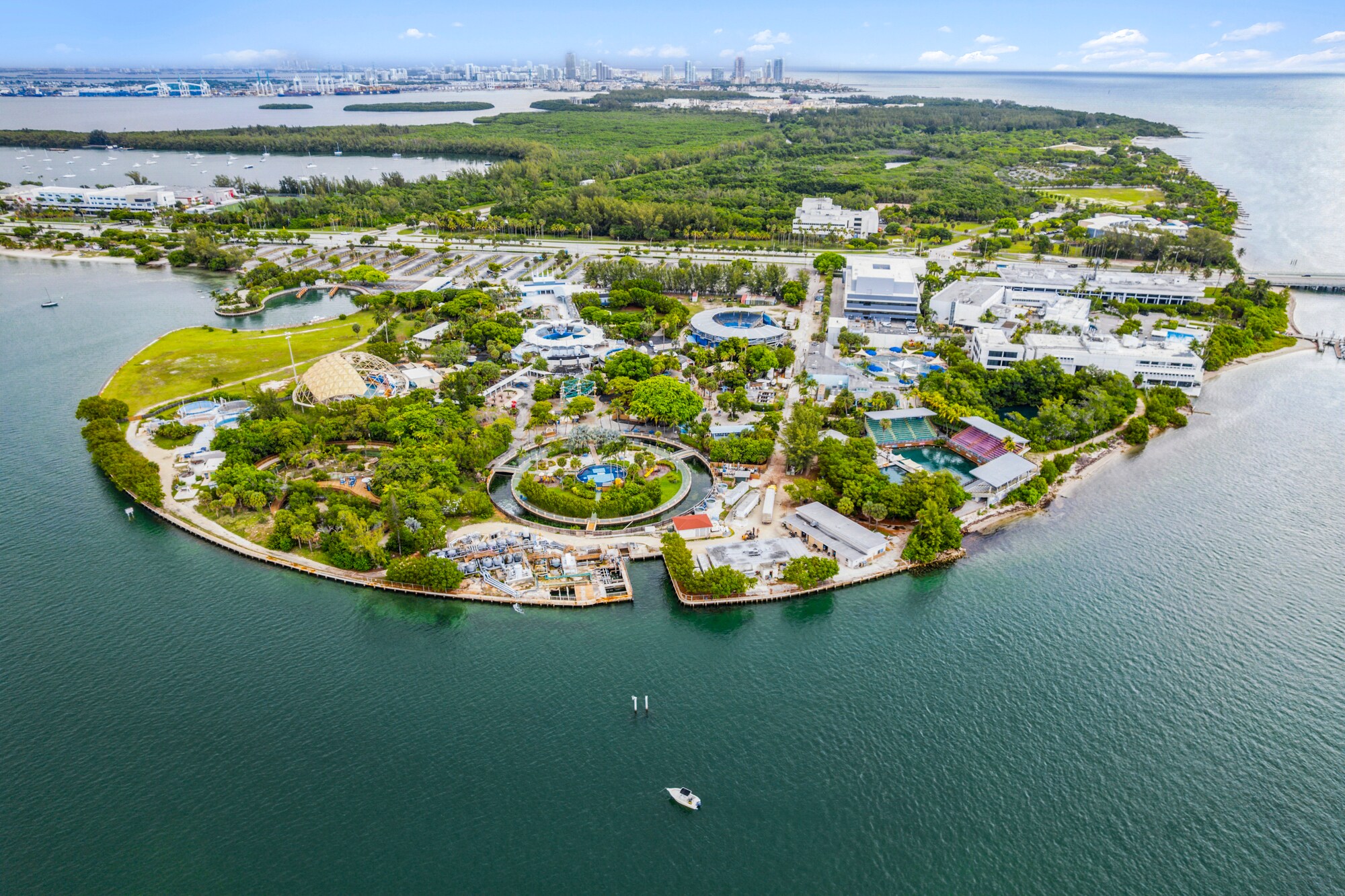 4400 Rickenbacker Cswy, Miami, FL à vendre Photo du bâtiment- Image 1 de 27