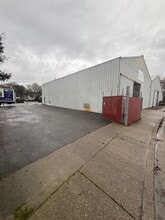 1071 Maxwell Dr, Santa Rosa, CA for lease Interior Photo- Image 2 of 7