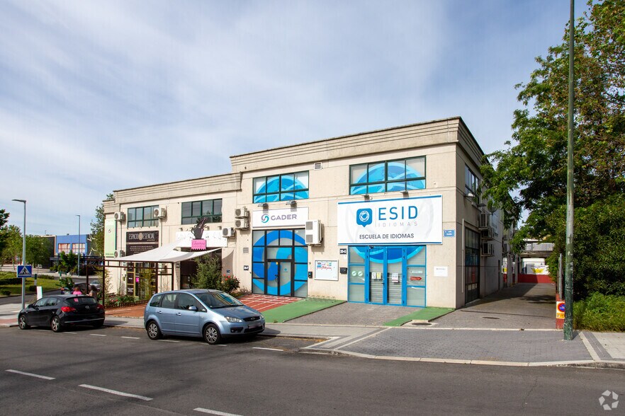 Calle Dublín, 39, Las Rozas de Madrid, Madrid à louer - Photo du bâtiment - Image 1 de 2