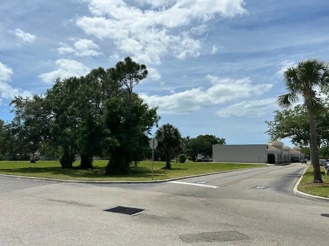 1475 E Venice Ave, Venice, FL for sale - Primary Photo - Image 1 of 6