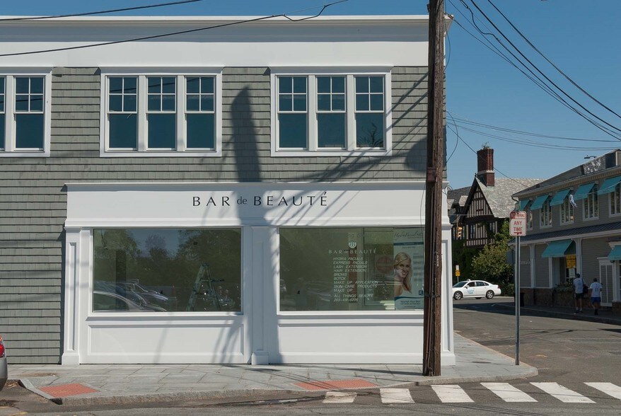 16 Taylor Pl, Westport, CT à louer - Photo du bâtiment - Image 3 de 3