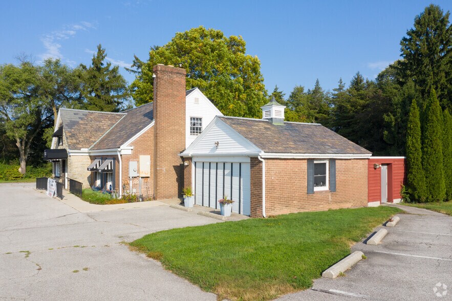 35800 Detroit Rd, Avon, OH à vendre - Photo du bâtiment - Image 3 de 6