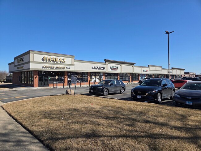 More details for 1300-1326 Lake St, Roselle, IL - Retail for Lease