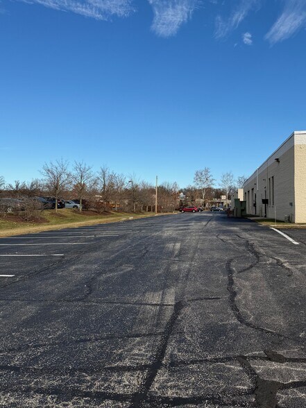 430-434 Virginia Dr, Fort Washington, PA à vendre - Photo du bâtiment - Image 2 de 6