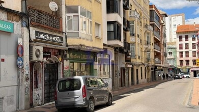 Retail in Cuenca, Cuenca for lease Building Photo- Image 2 of 2