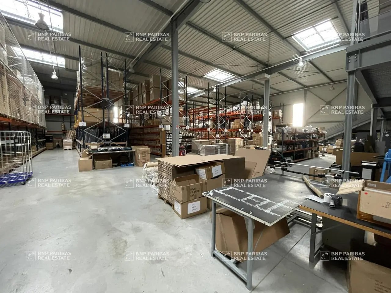 Flex in Lieusaint for lease Interior Photo- Image 1 of 3