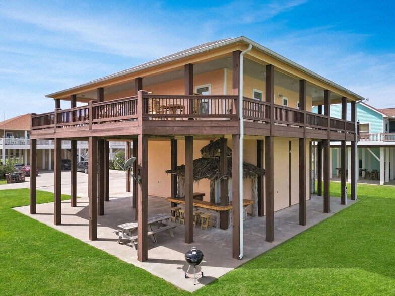 944 Raymond, Crystal Beach, TX à vendre - Photo du bâtiment - Image 3 de 52