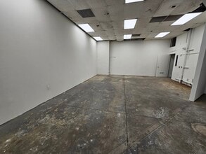 10610 Ventura Blvd, Studio City, CA for lease Interior Photo- Image 2 of 5