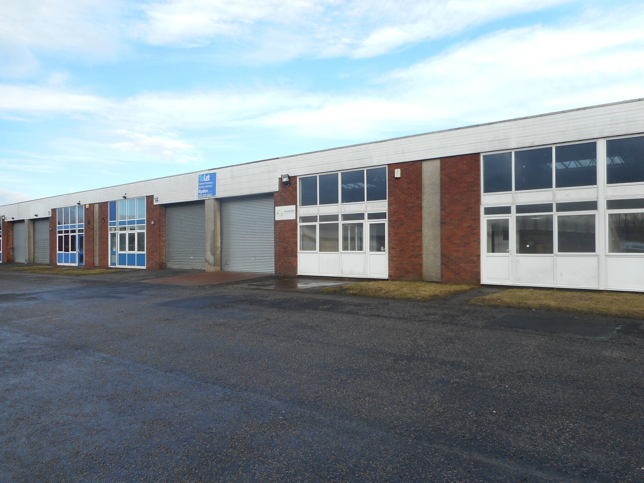 Tartraven Pl, Broxburn à louer Photo du bâtiment- Image 1 de 10