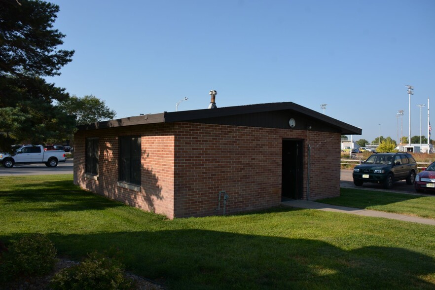 1505 N Adams St, Lexington, NE for sale - Building Photo - Image 3 of 6