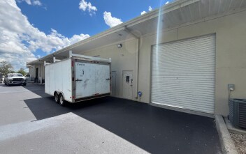 13750 Treeline Ave S, Fort Myers, FL à louer - Photo du bâtiment - Image 3 de 3