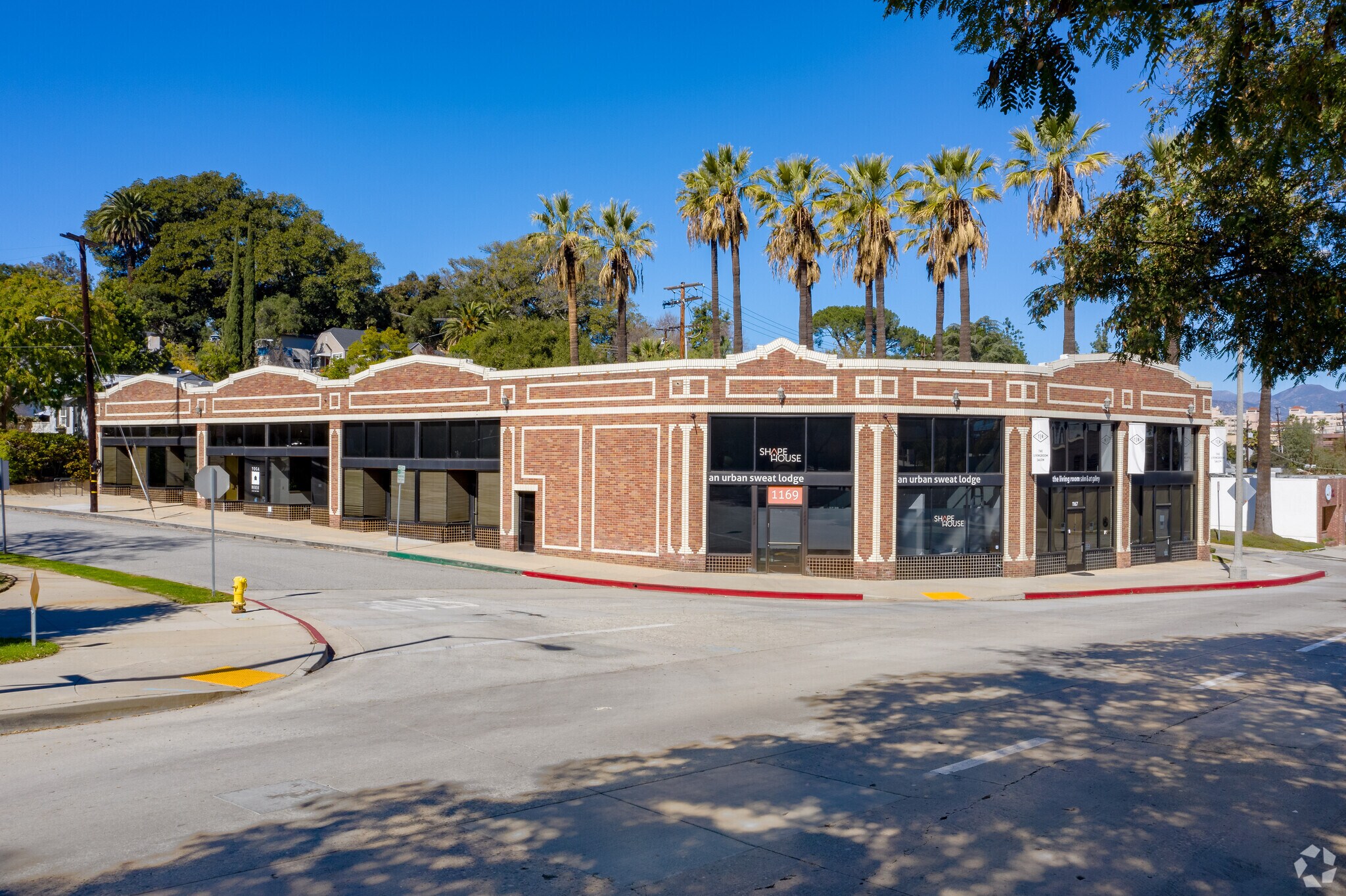 1167-1169 S Fair Oaks Ave, Pasadena, CA à louer Photo du bâtiment- Image 1 de 18