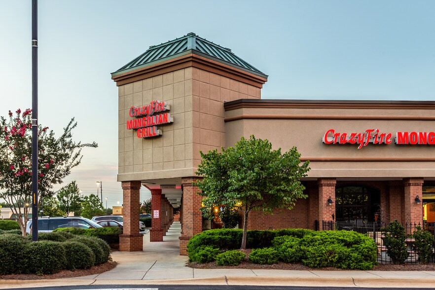 5260 Capital Blvd, Raleigh, NC à louer - Photo du bâtiment - Image 2 de 2