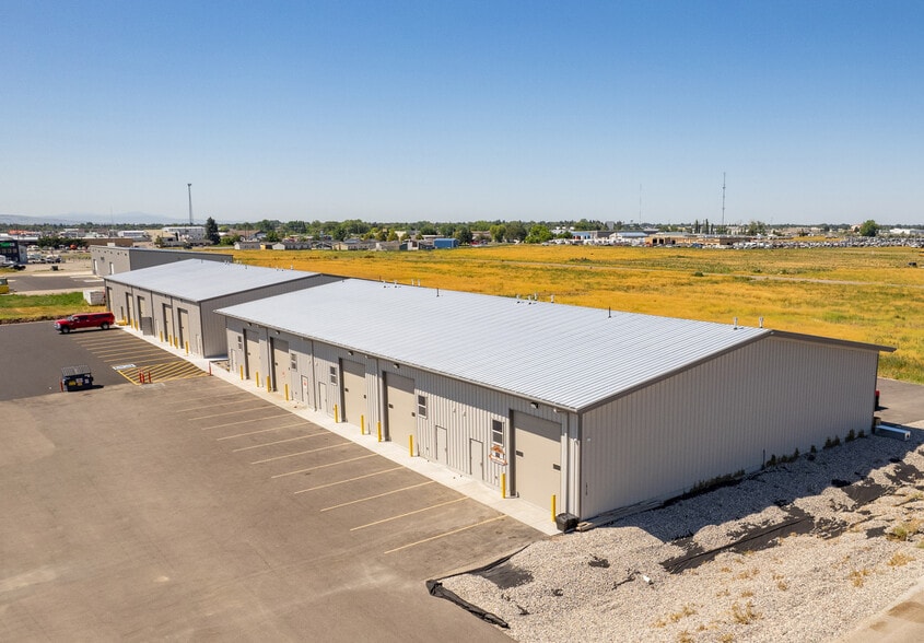 1710 E Piper St, Idaho Falls, ID for lease - Building Photo - Image 2 of 6