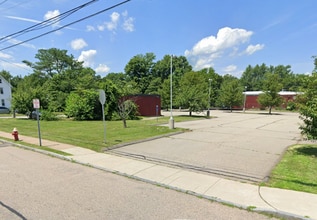 16 Orchard St, East Hartford, CT for lease Interior Photo- Image 2 of 9