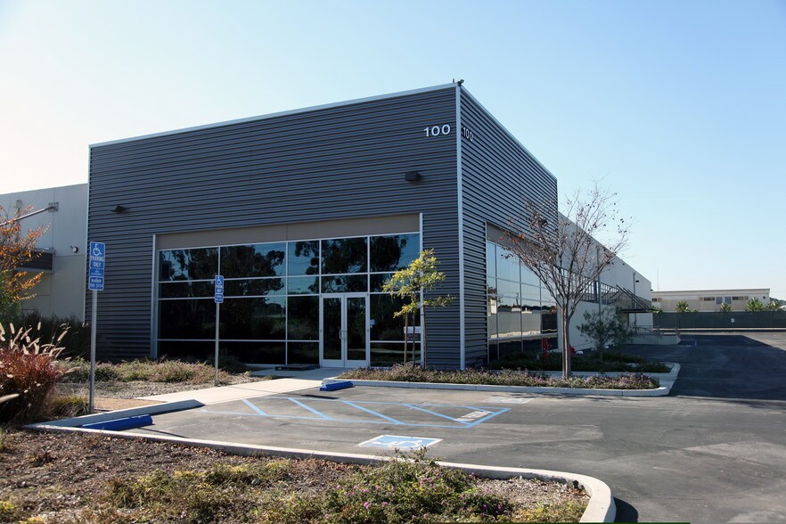 100 W Victoria St, Long Beach, CA for sale - Building Photo - Image 1 of 8
