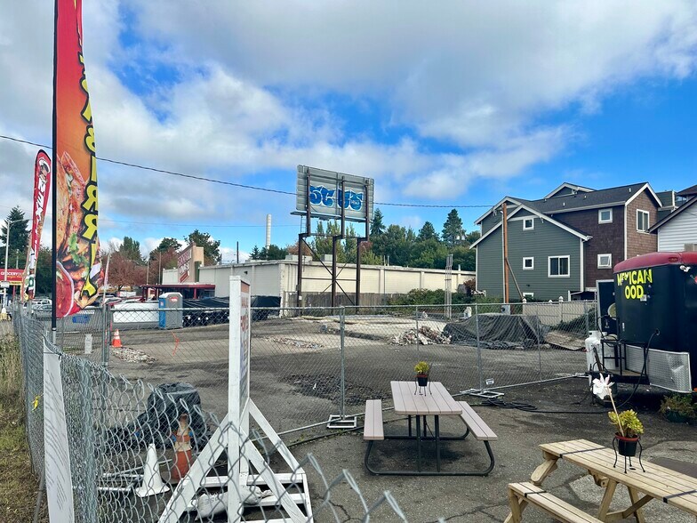 1112 Martin Luther King Jr Way, Seattle, WA à louer - Photo du bâtiment - Image 3 de 5