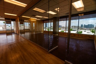 4560 S Decatur Blvd, Las Vegas, NV à louer Photo intérieure- Image 1 de 23