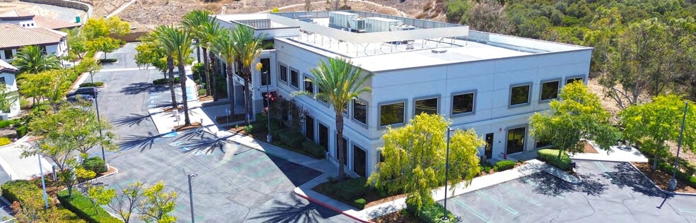 1 Ridgegate Dr, Temecula, CA for lease - Building Photo - Image 2 of 5