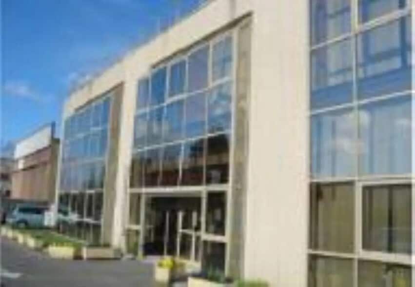 1-7 Rue Henri De France, Bezons for lease - Building Photo - Image 1 of 10