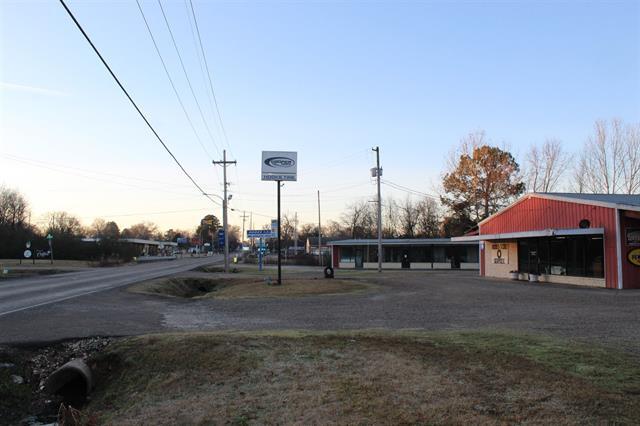 715 Main, Hooks, TX for sale - Primary Photo - Image 1 of 1