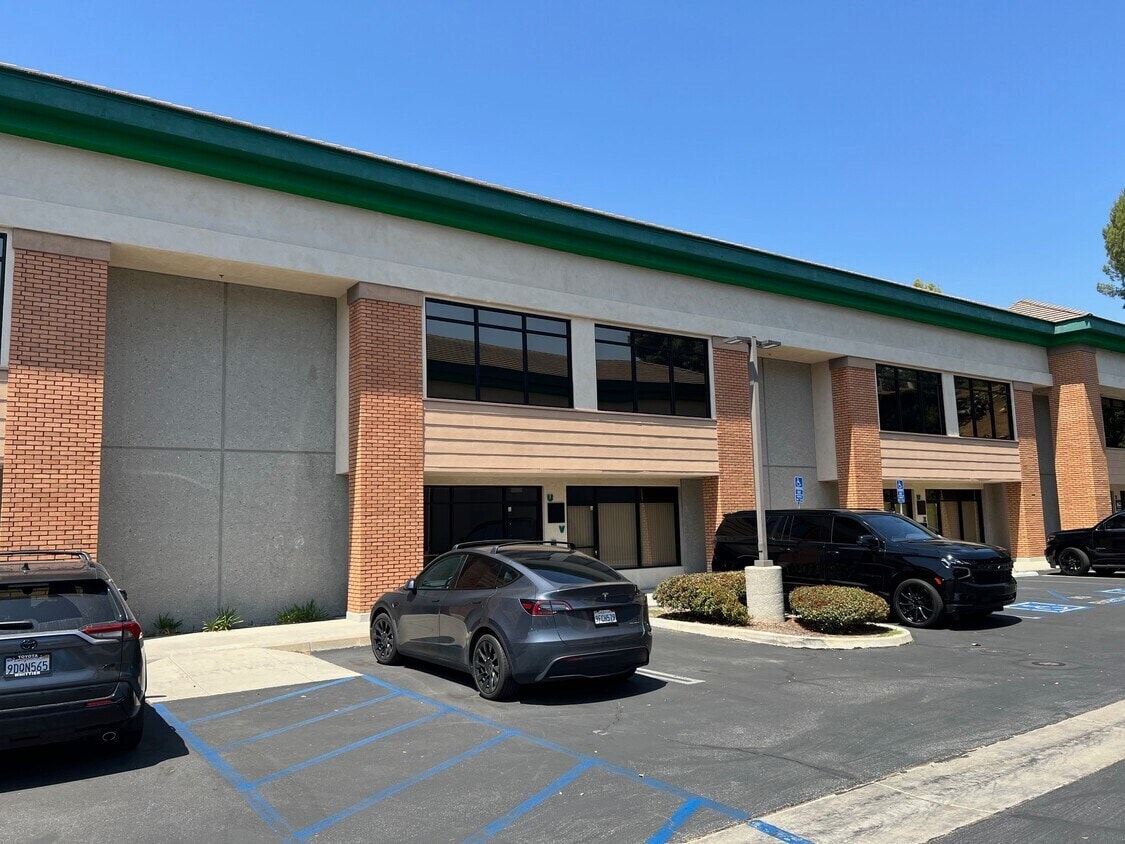 5304 Derry Ave, Agoura Hills, CA for lease Building Photo- Image 1 of 7