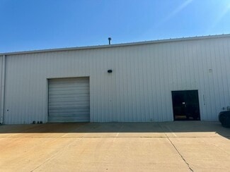 More details for 3 Quest Dr, Bloomington, IL - Industrial for Lease