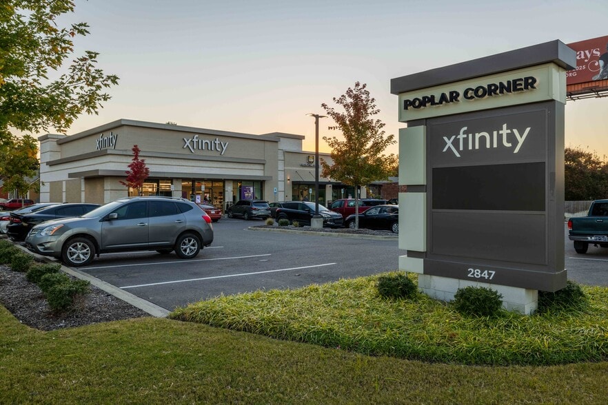 2847 Poplar Ave, Memphis, TN for lease - Building Photo - Image 1 of 28