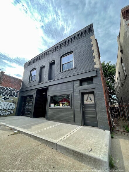809 E 31st St, Kansas City, MO for sale - Building Photo - Image 2 of 15
