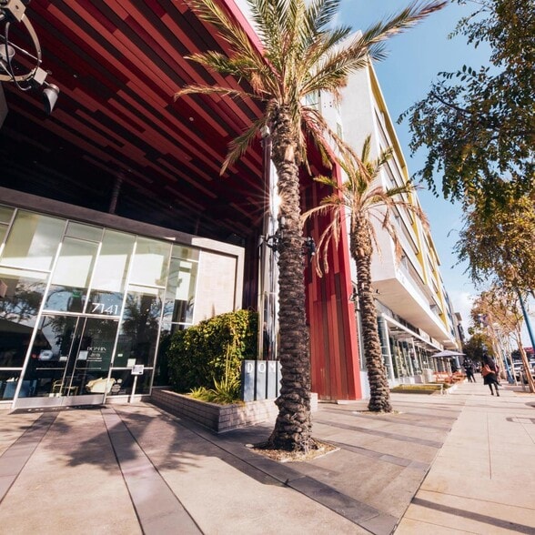 7141-7155 Santa Monica Blvd, West Hollywood, CA for lease - Building Photo - Image 1 of 9