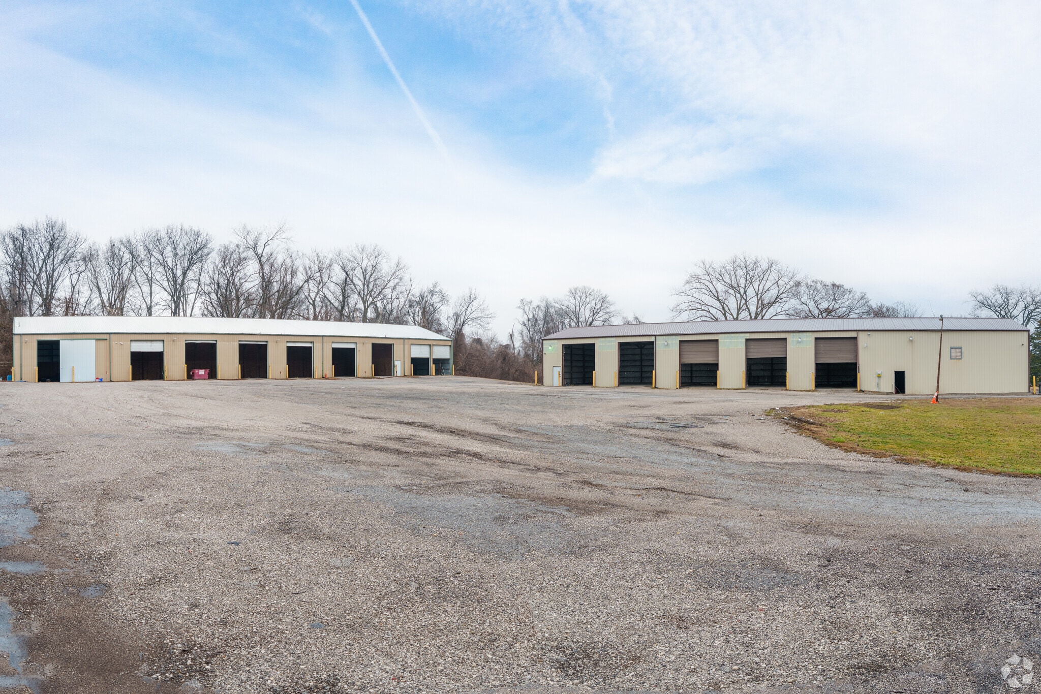 946 Tonsor Rd, Alton, IL for sale Primary Photo- Image 1 of 23