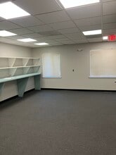 7201-7211 Hanover Pky, Greenbelt, MD for lease Interior Photo- Image 2 of 10