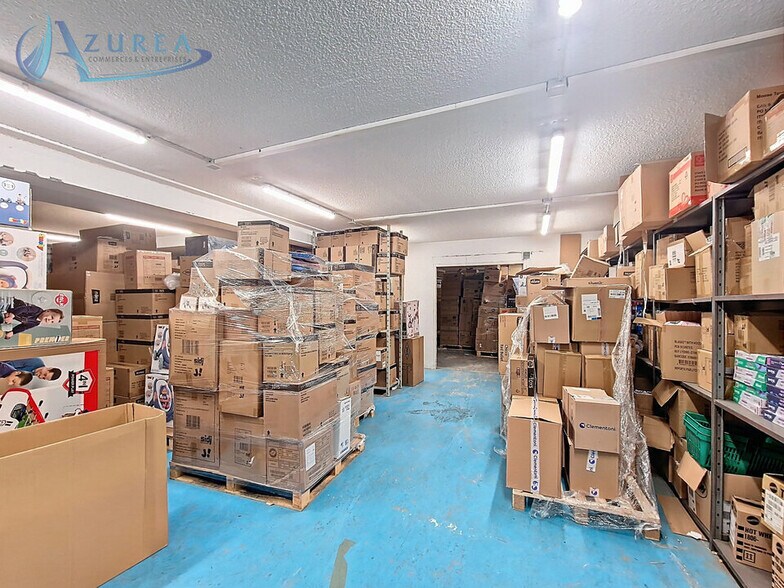 Industrial in Antibes for sale - Interior Photo - Image 3 of 4