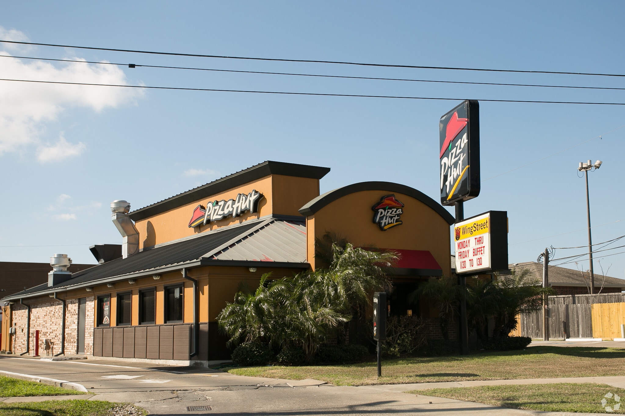 4815 S Staples St, Corpus Christi, TX for lease Primary Photo- Image 1 of 3