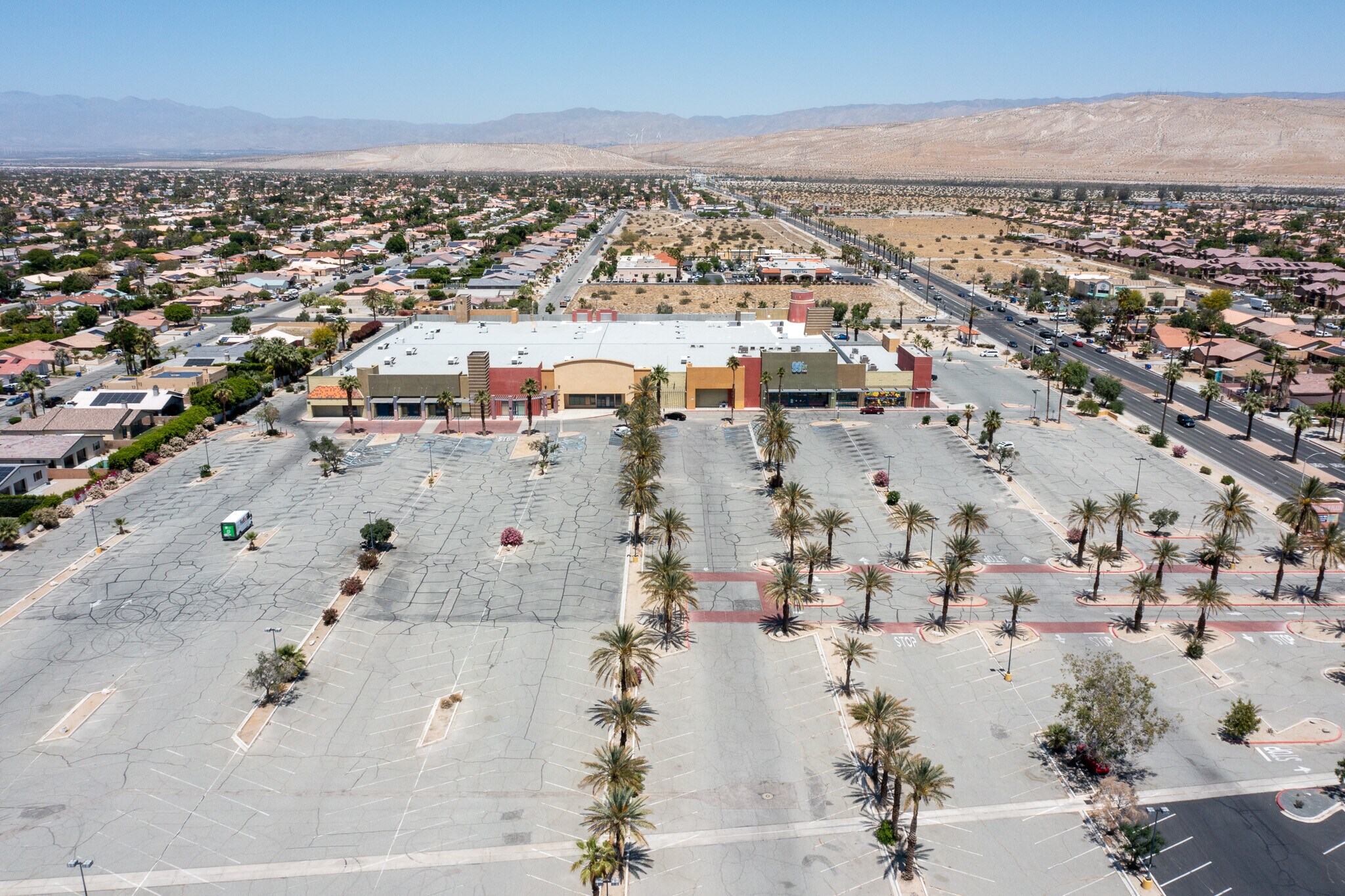 31033 Date Palm Dr, Cathedral City, CA for sale Primary Photo- Image 1 of 29