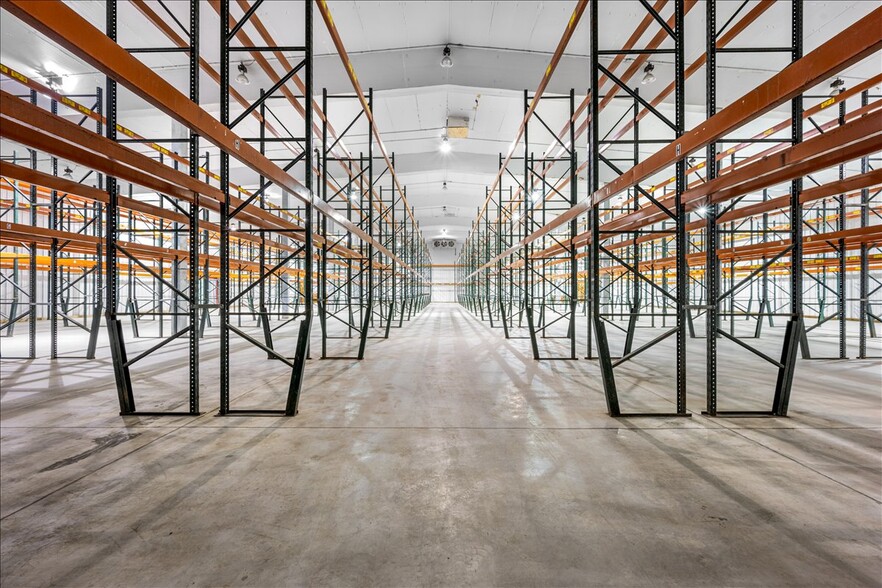 26609 Newbanks Rd, Abingdon, VA for lease - Interior Photo - Image 3 of 32