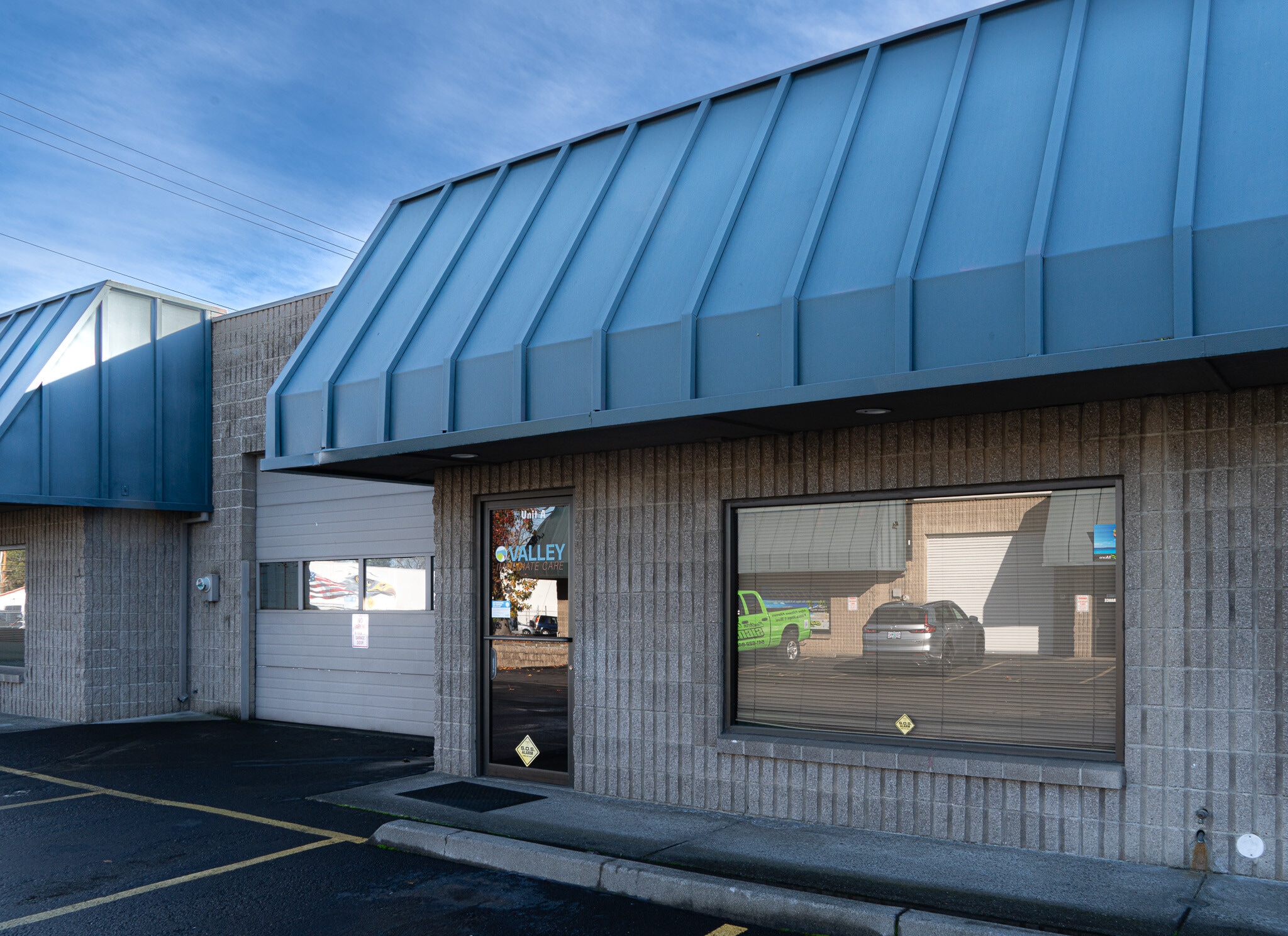 815-817 N Central Ave, Medford, OR for lease Interior Photo- Image 1 of 6