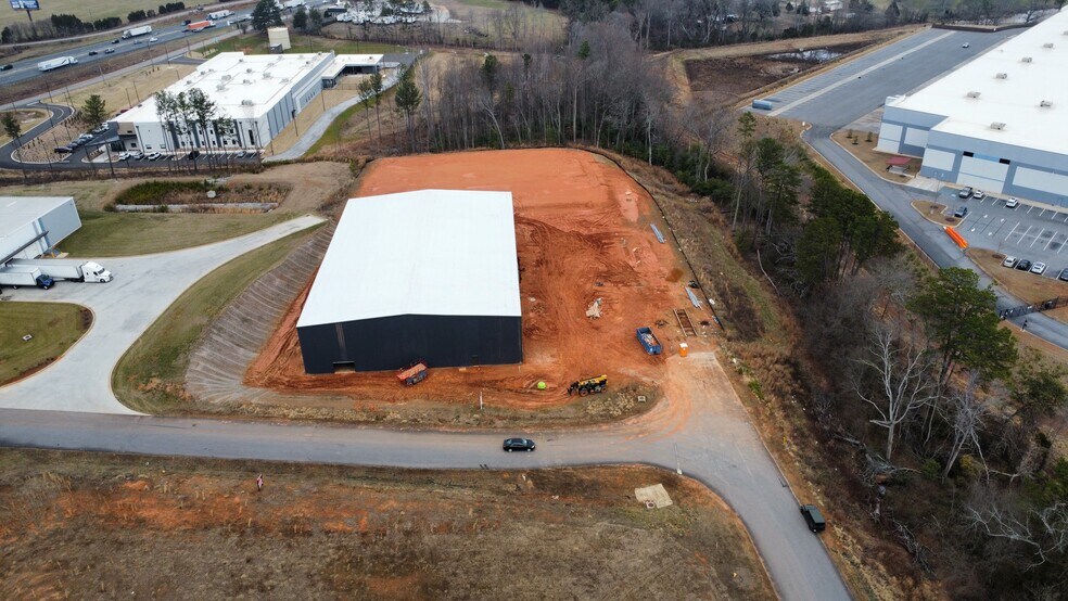 185 Exchange Logistics Park Dr, Piedmont, SC à louer - Photo du bâtiment - Image 2 de 4