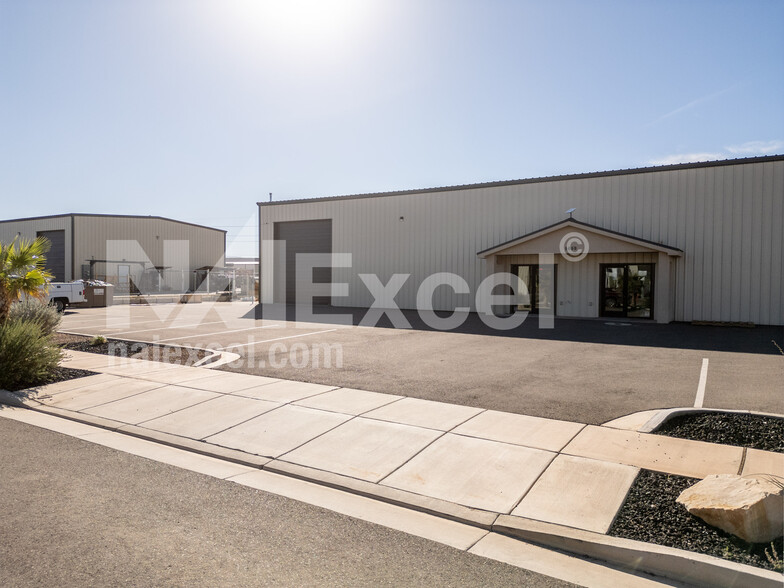 5659 W 800 S, Hurricane, UT for lease - Building Photo - Image 1 of 5