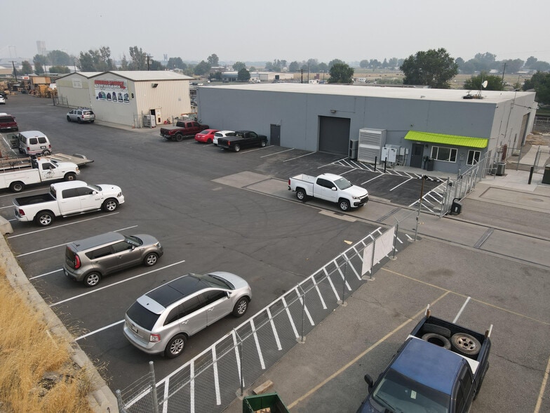 1615 E Chemical Dr, Kennewick, WA for lease - Building Photo - Image 3 of 19