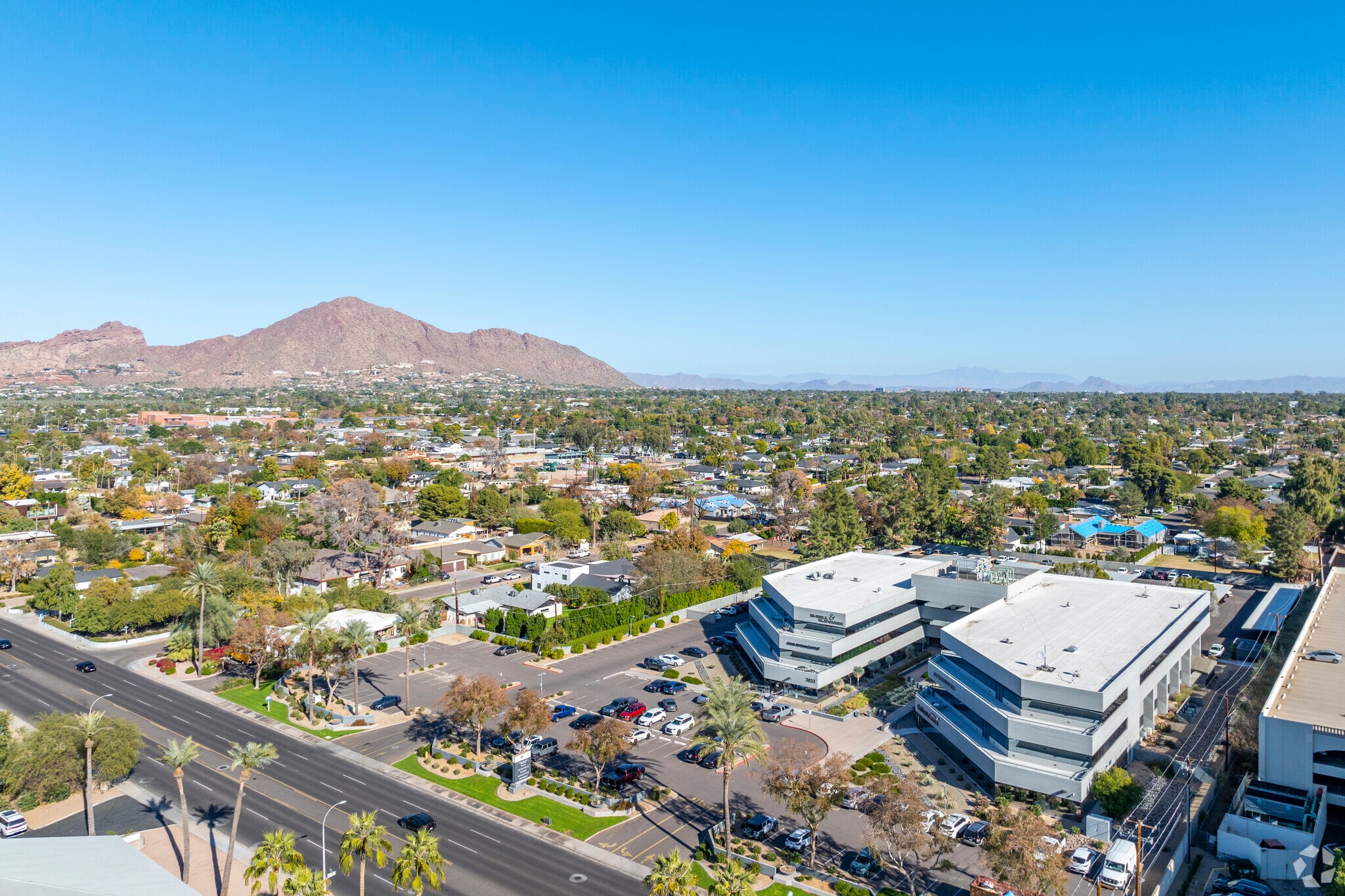 3033 N 44th St, Phoenix, AZ for lease Building Photo- Image 1 of 15