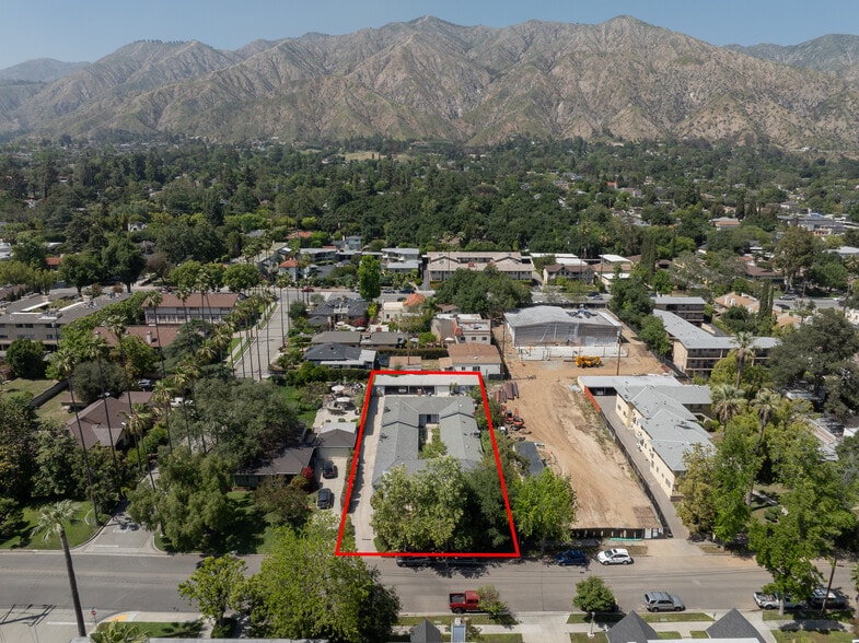 463 Mariposa Ave, Sierra Madre, CA for sale - Building Photo - Image 2 of 21