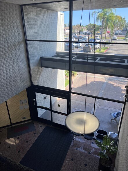 12665 Garden Grove Blvd, Garden Grove, CA à louer - Photo intérieure - Image 3 de 5