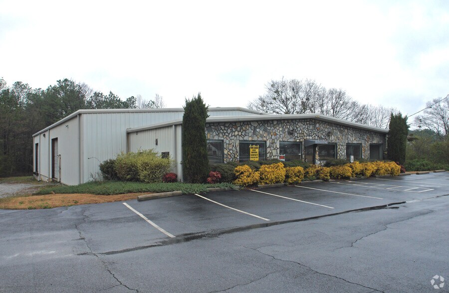 7377 Strickland St, Douglasville, GA à vendre - Photo du bâtiment - Image 2 de 6