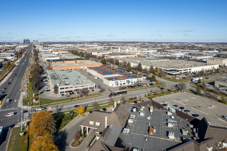 30 Macintosh Blvd, Vaughan, ON à louer - Aérien - Image 3 de 3