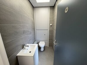 Ruddington Ln, Nottingham à louer Photo intérieure- Image 2 de 2