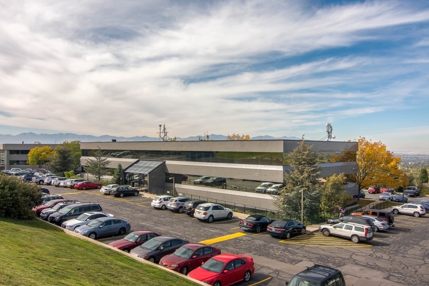 4505 Wasatch Blvd, Salt Lake City, UT for lease - Primary Photo - Image 1 of 17