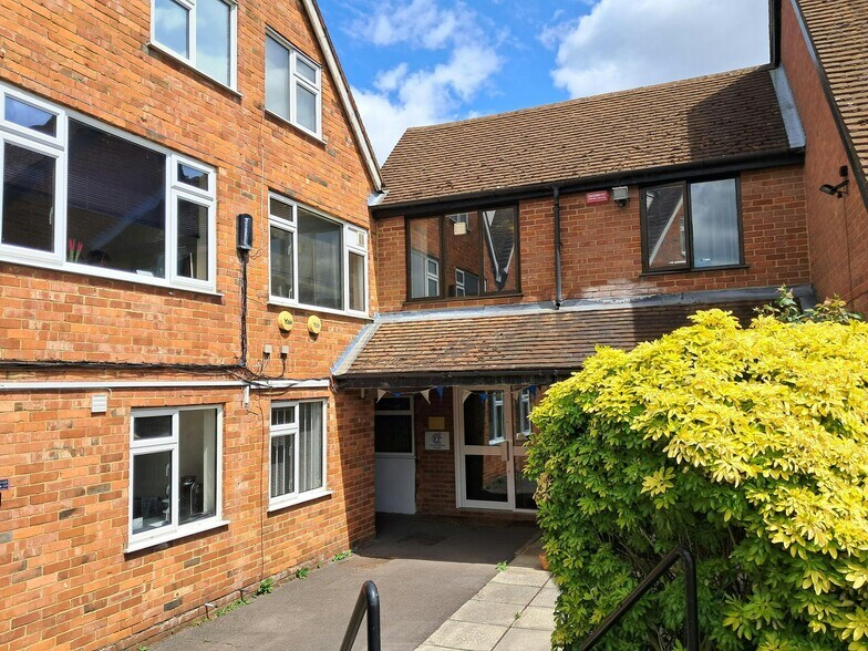 53-59 Peach St, Wokingham à vendre - Photo du bâtiment - Image 2 de 2