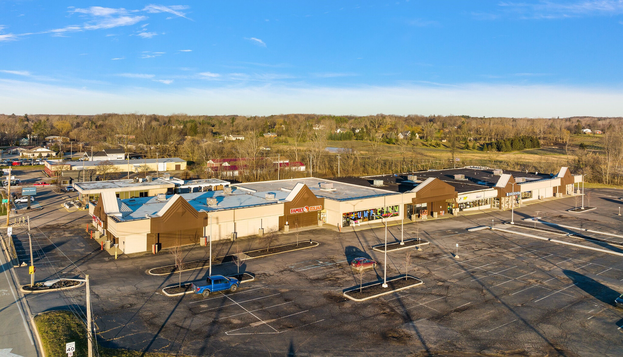 579-605 N Cedar St, Imlay City, MI for lease Building Photo- Image 1 of 9