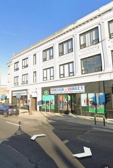 187-189 Sunrise Hwy, Rockville Centre, NY à louer - Photo du bâtiment - Image 2 de 4